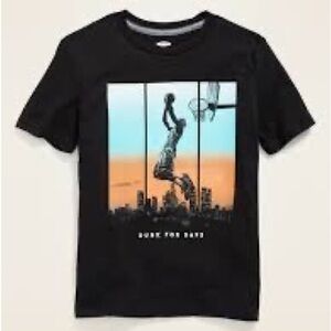 💥3 for $15💥 Gender-Neutral Graphic Crew-Neck Tee dunk for days kids size S